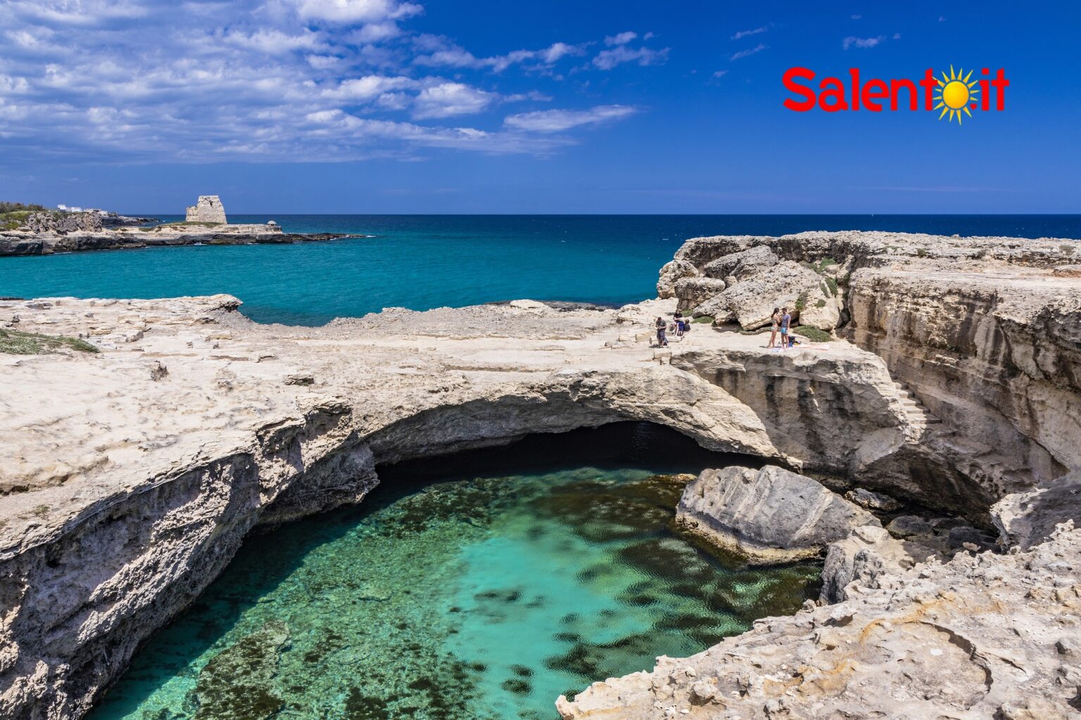 grotta della poesia roca salento
