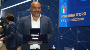 Fabio Liverani vince la Panchina d'argento 2018/2019: "Questo premio lo dedico alla Società e ai leccesi"