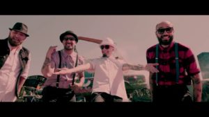BOOMDABASH Feat. J-AX - il solito italiano (Official Video)
