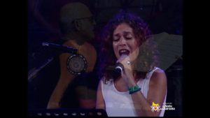SAVINA YANNATOU canta "Aremu" alla Notte della Taranta 2010