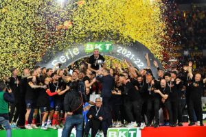 Serie B 2021 - 2022 - il cammino del Lecce e la sua promozione in serie A