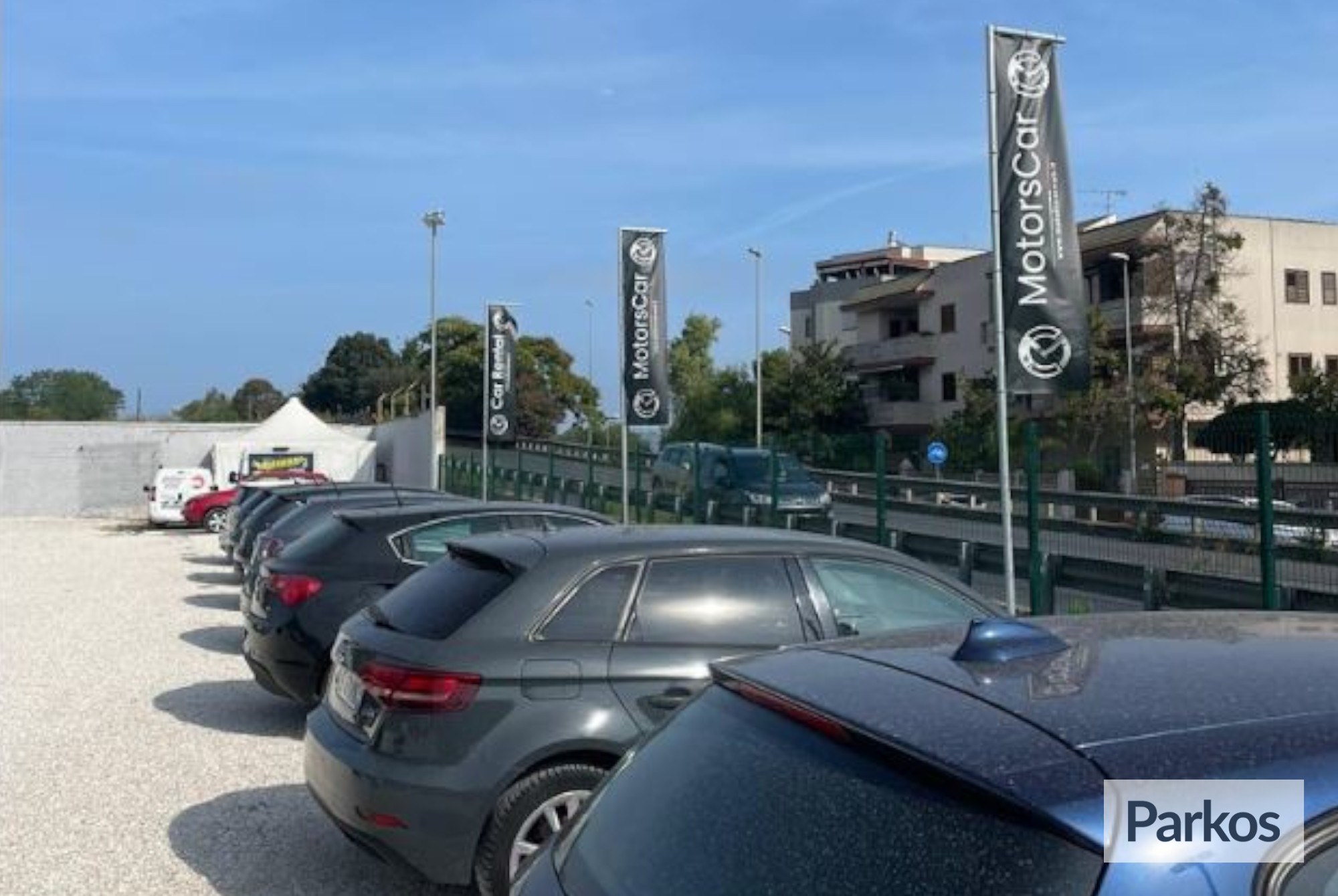 Parcheggio aeroporto di Brindisi Parcheggio aeroporto di Brindisi