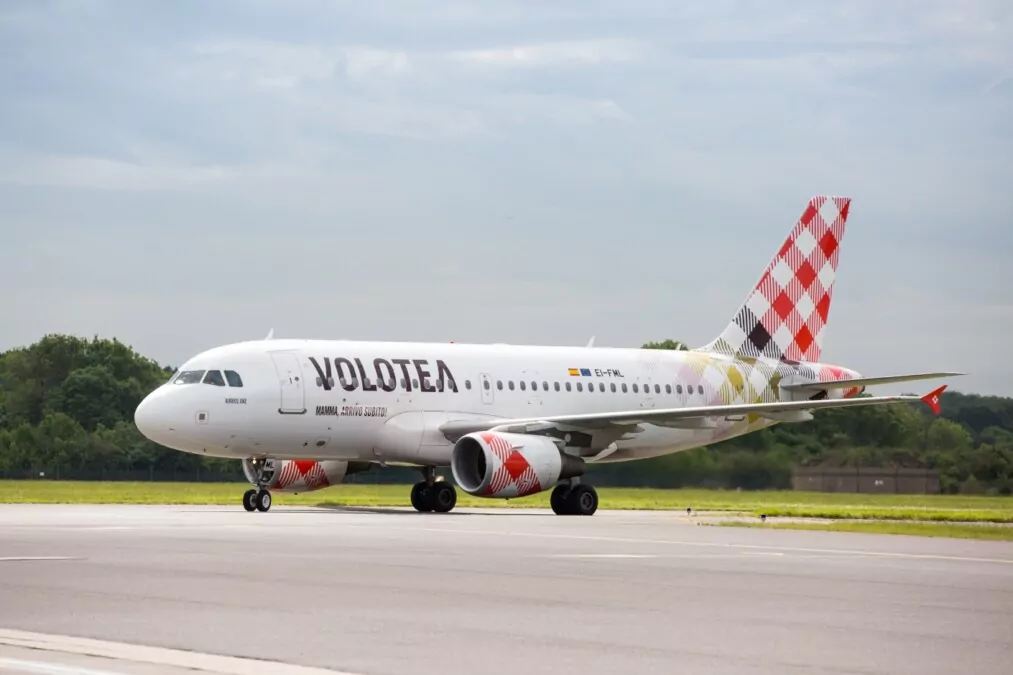 Volotea volo brindisi cagliari
