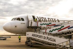 Marco Carra di Salento.it spiega quanto è importante l'aeroporto di Brindisi nell'economia turistica del Salento