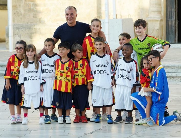 presentazione maglie Lecce 2024